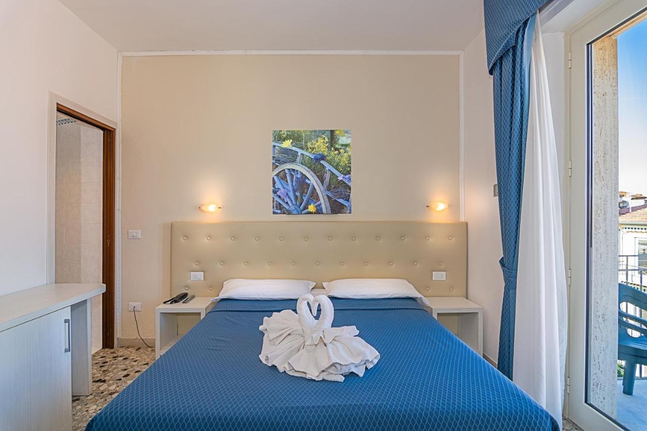 Hotel Caribe Viareggio Ngoại thất bức ảnh