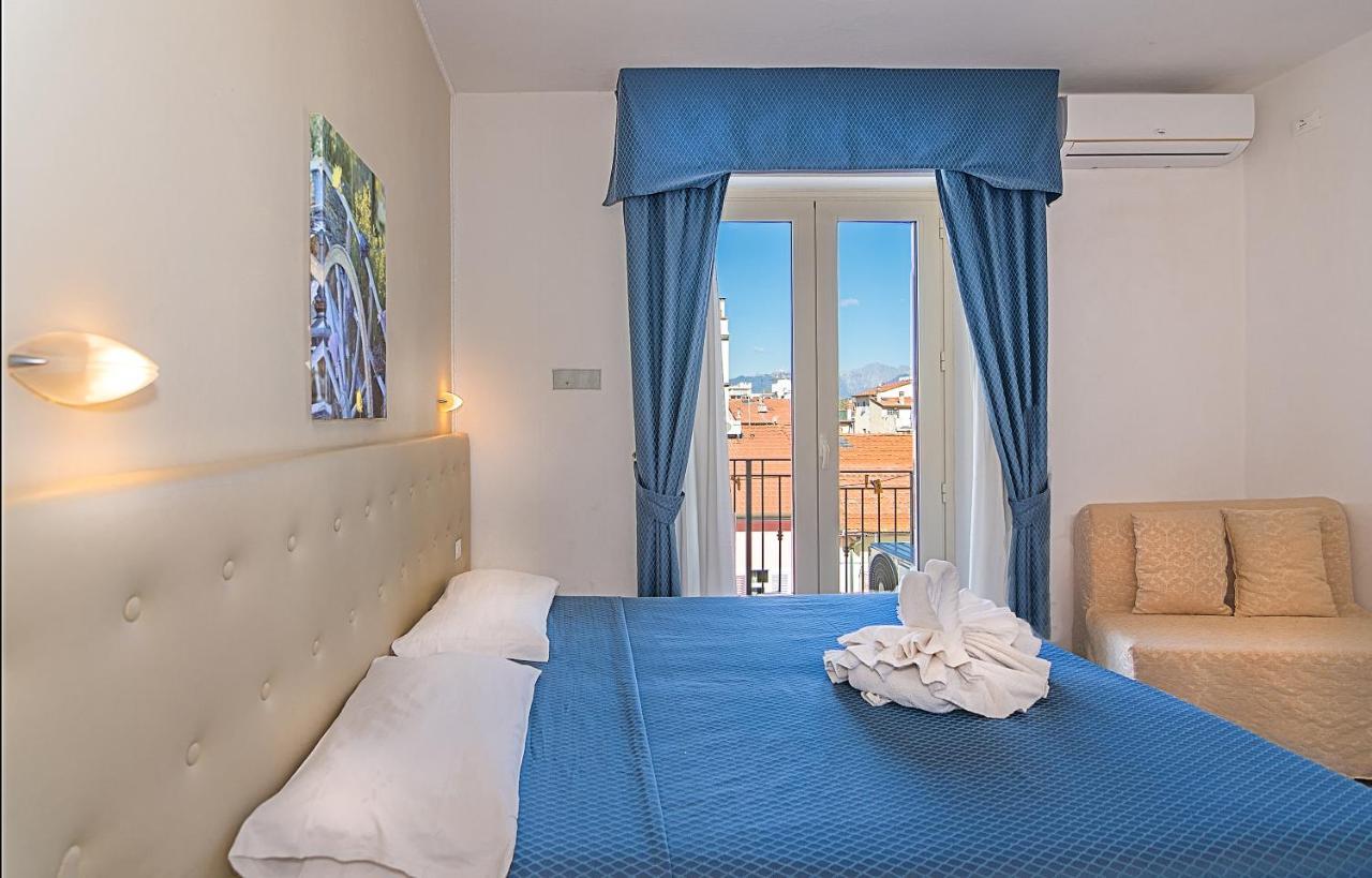 Hotel Caribe Viareggio Ngoại thất bức ảnh