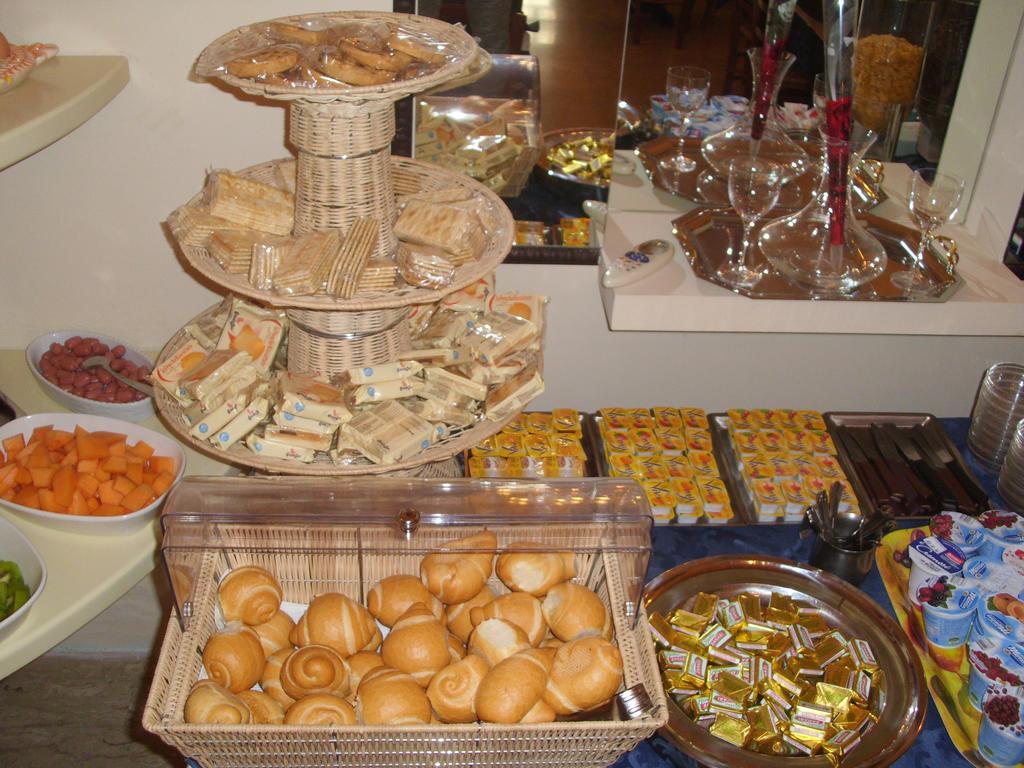 Hotel Caribe Viareggio Ngoại thất bức ảnh