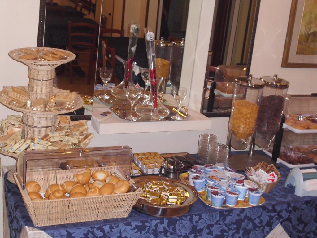 Hotel Caribe Viareggio Ngoại thất bức ảnh