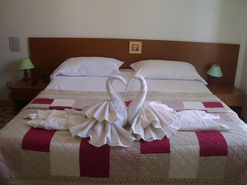 Hotel Caribe Viareggio Phòng bức ảnh